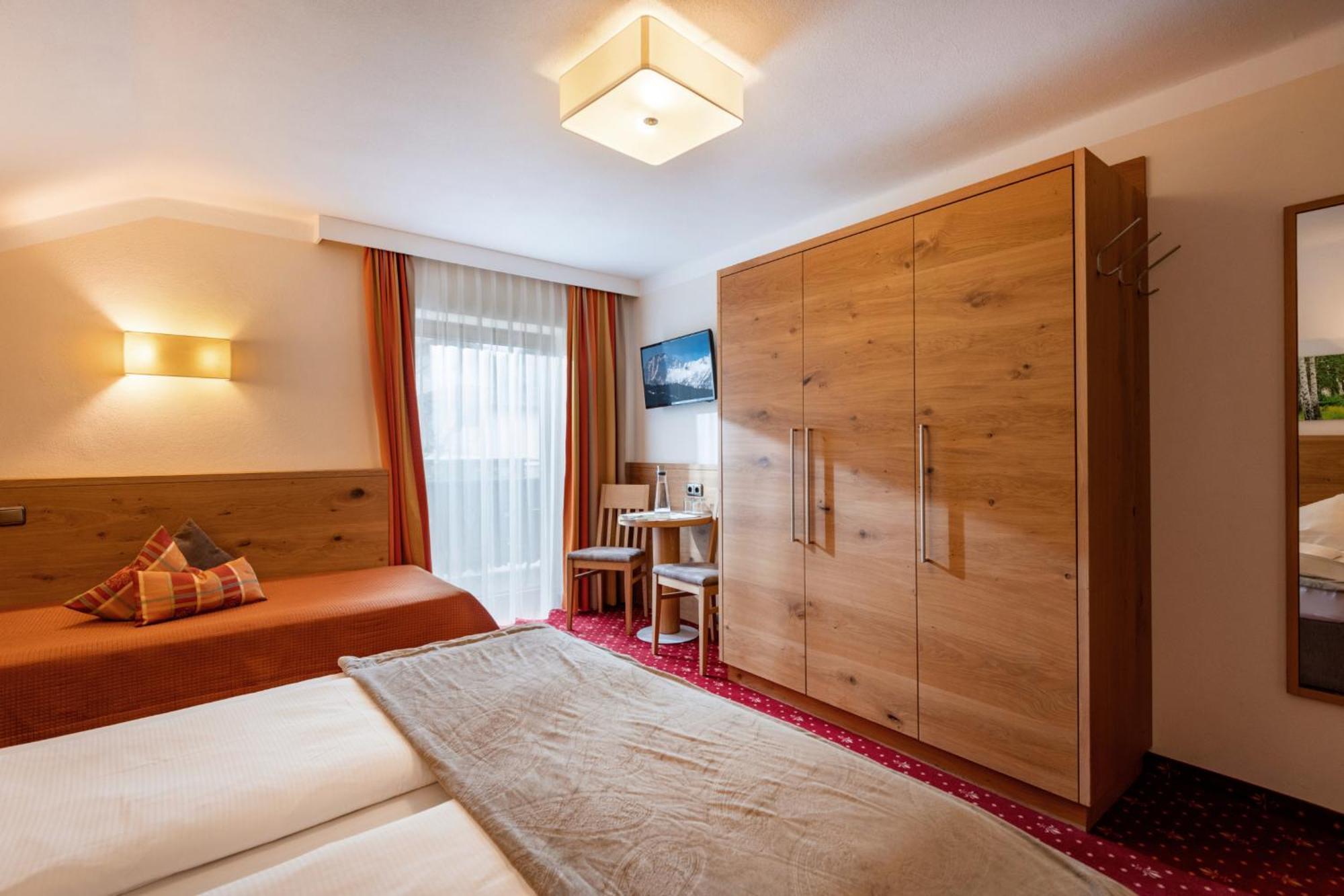 Hotel Garni Birkenhof Mayrhofen Extérieur photo